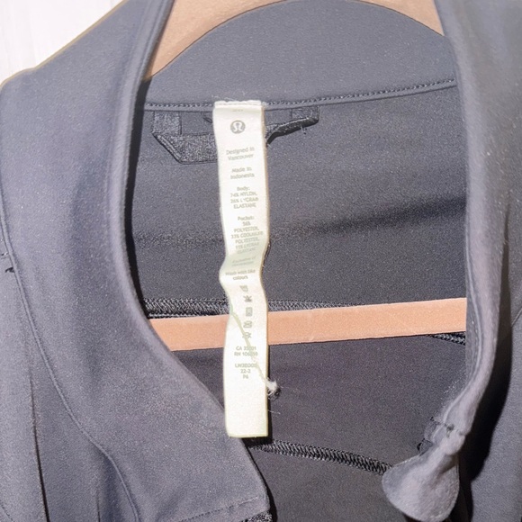 Lululemon jacket - Picture 2 of 3